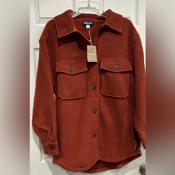 Patagonia Women's Medium Retro Pile Shacket Burnished Red NWT Cozy Casual Shirt - Picture 1 of 9